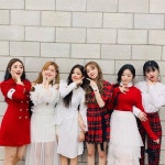 (G)I-DLE (여자)아이들 on Instagram: “[📸] 20190312 @ 더쇼 아이들의 하트를 받아랏~❣ 화요일도 우리 아이들과 함께! 활기찬 한 주를... 