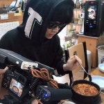 그때 그렇게 그래서 이렇게 이러면 어떻게 나에겐 무엇이 정말로 바라고 끝에서 어쩌고 니들이 뭐래니; 게맛을 알어!... 