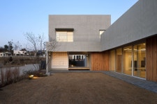 마당 많은 집 | fig.architects | 집, 콘크리트 디자인, 집 디자인