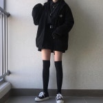 가영(21) on Instagram: “올블랙 진리➿ 인더클로젯이 진리➿🖤 후리스도 이렇게 깔끔하게 이뿌다니 감동 ㅠㅡㅠ... 