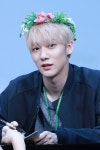 KNK에 있는 Hera Mestika님의 핀