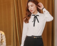[루이스엔젤] 쁘띠셔링라인 블라우스 | Collar blouse, Blouse