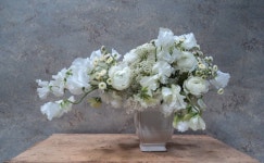 Lovely asymmetrical arrangement #white #flowers #wedding | 꽃