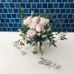 kimyoungshin on Instagram: “어제의 작약 은방울꽃 쟈스민 부케 #오블리크플라워디자인 #obliqueflower #오블리크플라워부케... 