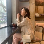 Sunny에 있는 scarlett hawkes님의 핀 - 2021