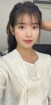 아이유 제이에스티나 + 인스타 폰 배경화면 & 잠금화면 46장 (갤럭시 노트8, 노트9, S8, S9) - 2020 | 예쁜 여자 얼굴, 얼굴, 배경화면