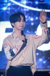 린백비투비사업부 | 셋넷,투비 on Twitter | Btob, Fictional characters, Character