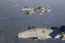 Jaw-dropping photographs of U.S. A-10s and F-16s flying over South Korea(이미지 포함)