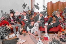 чσu αnd í díffєrєnt вut tσgєthєr txt #CROWN #CatAndDog #캣앤독 #TOMORROW_X_TOGETHER  #STAR #Beomgyu #TAEHYUN #TXTBIGHIT... 