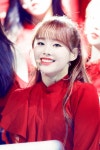 김지우가귀여워서앞구르기뒷구르기데굴데굴구르다가머리박고흘린눈물한강강물가득채움 on | Kpop girls, Sweet girls, Leather jacket