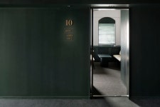 *디디디 호텔 [ CASE-REAL ] DDD Hotel - 2020 | 현대적인, 호텔, 디자인