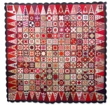 LOVE!  Want to make.  This is BOM.  They have it in blue and traditional as well. | 패치워크, 퀼트, 퀼트 벽걸이
