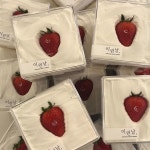 큐브, 우유 준비 완료입니당🍓 #대전케이크#대전수제케이크#이런날 | Ide, Ide bisnis