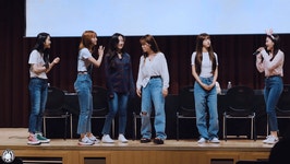 오마이걸 효또속? 효또속! 효정이 Oh my girl Hyoto Hyojung Lee in 2020 | Mom jeans, Fashion, Pants