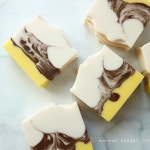 천연비누.디자인비누NATURAL HUE . MEEHUE (@mee_hue) • Instagram-Fotos und -Videos | Cold process soap recipes, Soap recipes... 