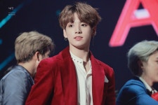 소중한 정국시🐰+4 #정국 @BTS_twt | Rapero, Jeon jungkook, Cantantes