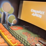 영화관에 있는 Kim SeongHyun님의 핀 - 2020 | 영화관