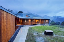 【광주 전원주택】 잣나무 숲을 짊어진, 부메랑 負메廊 : 네이버 포스트 - 2020 | 농가 리모델링, 집 스타일, 건축