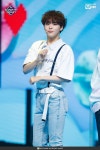 190711 엠카운트다운 프로듀스 X 101-크레파스 - 이뻐이뻐 현장포토 : 네이버 포스트 | ヒョンジュン x1