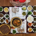 아침부터 부지런떨고 양평갔다가 간만에 #하남 #마방집  각종 나물넣고 슥슥 비벼서 불고기 한점 올려 #순삭 누룽지로 마무리하니 밥같은 밥 먹은... 