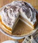 Holiday Dessert Recipes So Gorgeous Youll Make Them Twice | 크리스마스 베이킹, 크리스마스 음식, 크리스마스 후식