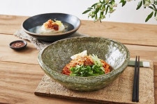 [음식을 차리다] 비빔국수/잔치국수 예쁘게 담기 by 차리다 푸드스타일링 : 네이버 포스트 | 푸드 스타일링, 요리, 음식