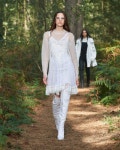 버버리 21SS 인 블룸(In bloom) 디지털 컬렉션 : 네이버 포스트 - 2020 | 패션 스타일, 패션쇼, 여성