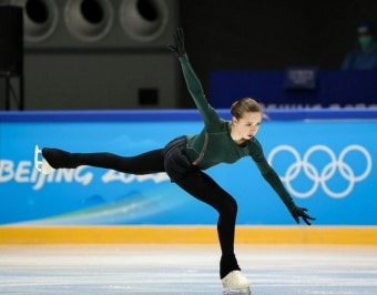Пин от пользователя Flyskating на доске Kamila Valieva | Фигурное катание, Гран-при...