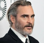 Pin de CINA [시나] em 와킨 | Joaquin phoenix, Filmes, Rafael