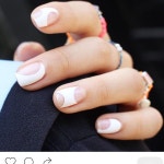 여름엔 #블랙 보다 #화이트 #circle #negativespacenails ❤️ #유니스텔라 #네일디자이너 #unistella #gelnails #nailar t#nails #nail... 