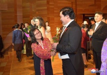 열화같은 위인흠모의 세계를 펼친 경축의 무대 -제31차 4월의 봄 친선예술축전 2일공연 진행-