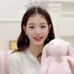 배우 원영 - Sooyun✨ | Pics of pretty girls, Cute love stories, Pink