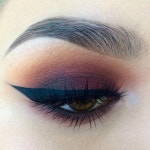 “Smoky black cherry shadows.  @makeupgeekcosmetics bitten... Smudge Stick in damsel,…” | 눈 화장, 메이크업, 아이쉐도우