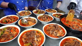 손님들로 꽉차버리는 한우 투뿔로 만든 얼큰 짬뽕? 이영자도 먹고간 역대급 두께 깍두기 탕수육으로 유명한 중국집┃beef jjamppong... 