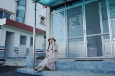 ㆍ 이번 휴가는 삼시세끼 컨셉으로 허름한 시골집을 구했어요 ㅎㅎ 어릴땐 몰랐는데 민박도 이리 낭만적일수 있다는걸 나이%B | Camping