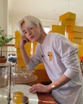 10k Likes, 521 Comments - NCT DREAM OFFICIAL (@nct_dream) on Instagram: “카페7드림의 커피를 책임지는 바리스타 제노 직원... 