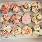 Pin by 유민선 on 플라워 케이크 | Flower cake