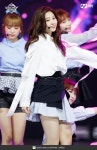 #minju #izone 181115 엠카운트다운 IZ*ONE - 라비앙로즈(La Vie en Rose) 현장포토 : 네이버 포스트 | 패션, 연예인, 여신