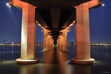 한강이란 캔버스에 유화를 그리는 가양대교 야경 | 건축물