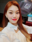 WekiMeki 위키미키 on Twitter: 오늘 글로벌MC 또엠씨 활약 어떠셨나요😊😊 오늘 엠카운트다운 엠씨, 컴백무대 모두... 