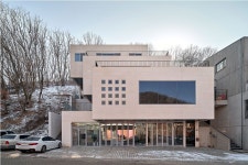 STACKING GALLERY HAUS | A&C | 건축 디자인, 빌딩, 건축물
