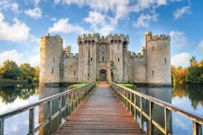 Pinterest in 2022 | Castles in england, Bodiam castle, Castle