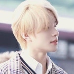 0070에 있는 사랑님의 핀 - 2023