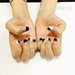 변형프렌치와 라인테잎, 스와로브스키스톤~^^  http://seongan.modoo.at  #청주 #서문동 #청주네일 #홈플러스청주 #겨울네일아트 #서문동네일... 