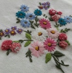 Pin de 최덕순 em 손 자수 패턴 | Colchas bordadas, Idéias de bordado, Toalhas bordadas