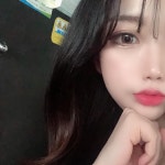 #셀카 #셀피 #셀스타 #데일리 #일상 #인스타그램 #데일리그램 #시술 #윤곽주사 #광주 #상무지구 #뷰티 #쁘띠시술  주사맞고 얼굴 띵띵부음 히엑... 