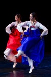 한복 Hanbok : Korean traditional clothes[dress] & Korean Traditional Dance Performance | 포즈, 춤 사진, 한국 전통 의상