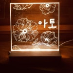 조만간 출산하시는 분을 위한 태명 수유등💡내일 택배발송📮 그리고 새롭게 시작하는 공방을 위한 광고조명등💡은 모레... 