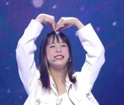Pin by 𝙲𝚕𝚘𝚞𝚍𝚋𝚎𝚎_ on ~ 방과후 설렘 ~ in 2022 | Class