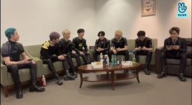 안녕 스테이🌸 in 2022 | Kids, Talk show, Stray